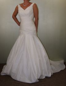 38 Gwenn €349.JPG