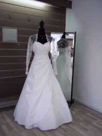 Model L776565.JPG